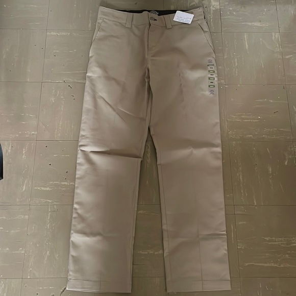 Dickies slim fit khaki pants - Picture 1 of 3
